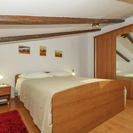 Guest house Eva In Porec * Istrien 2*