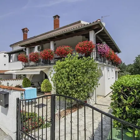 Guest house Eva In Porec * Istrien
