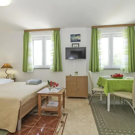 Guest house Eva In Porec * Istrien 2*