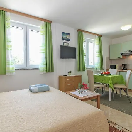 Pensión Eva In Porec * Istrien