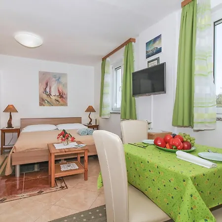 Gostinjska kuća Eva In Porec * Istrien