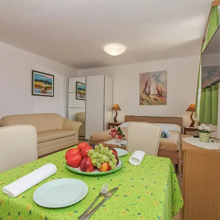 Gostinjska kuća Eva In Porec * Istrien