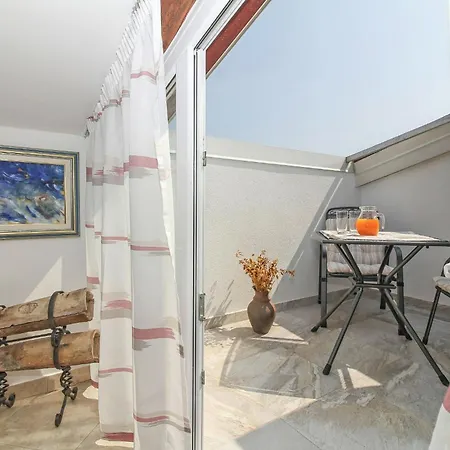 Eva In Porec * Istrien Gostinjska kuća
