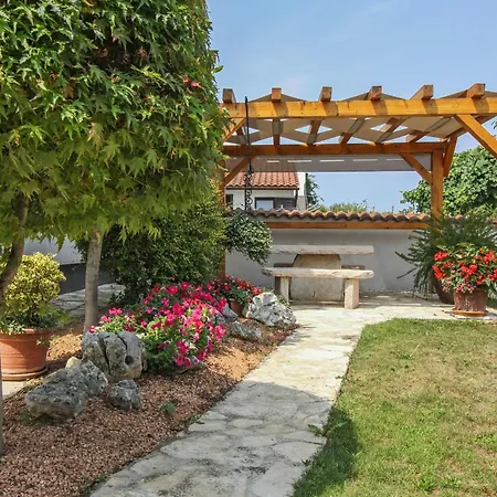 Eva In Porec * Istrien Guest house Vrvari