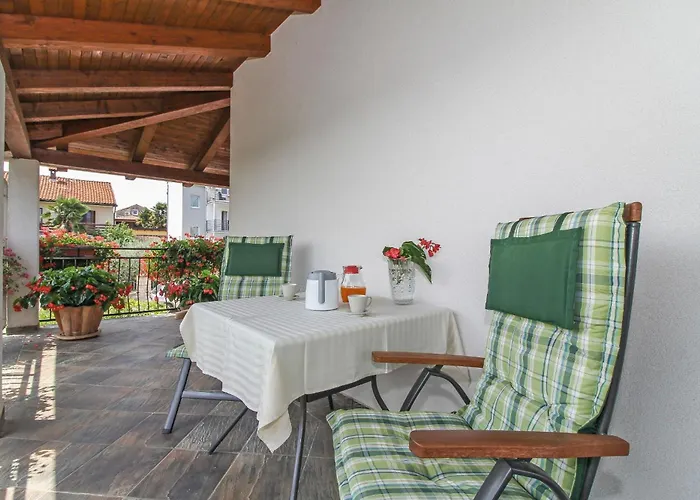 Eva In Porec * Istrien Vrvari