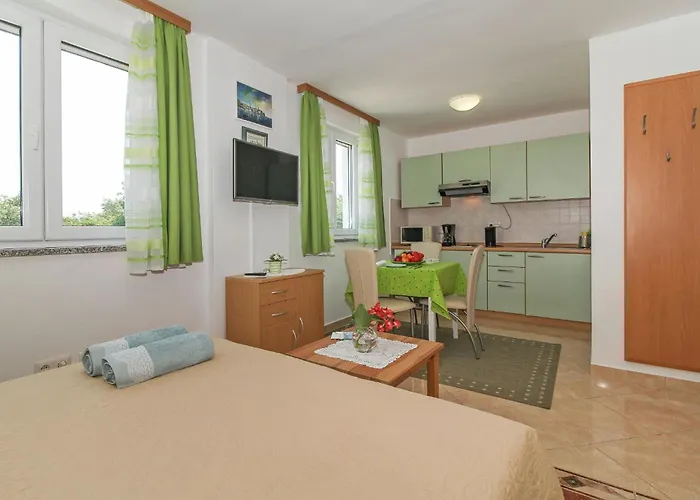 Eva In Porec * Istrien 2*