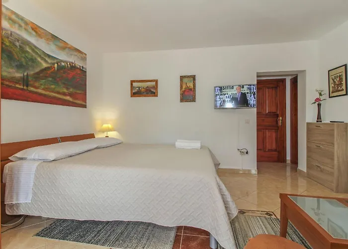 Eva In Porec * Istrien Vrvari