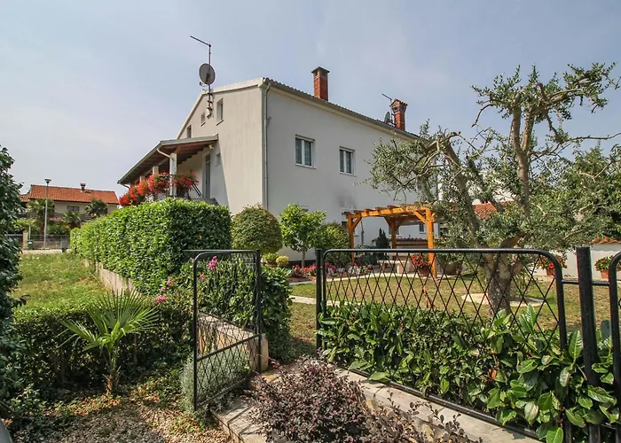 Eva In Porec * Istrien Vrvari