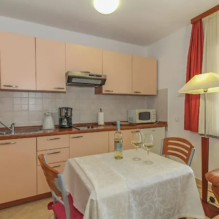 Eva In Porec * Istrien Vendégház Vrvari