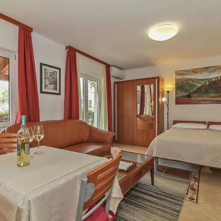 Eva In Porec * Istrien 2* Vrvari