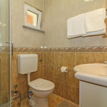 Eva In Porec * Istrien Vendégház Vrvari