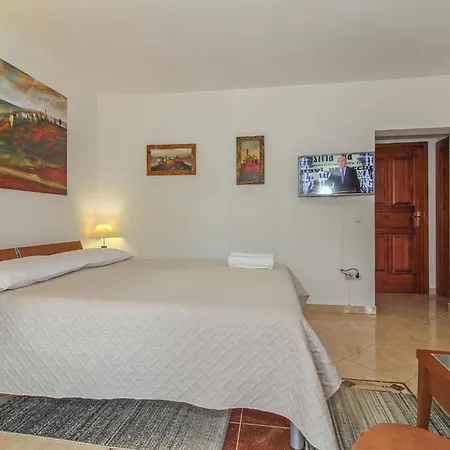 Eva In Porec * Istrien Vrvari