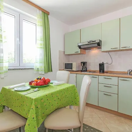 Eva In Porec * Istrien Vrvari