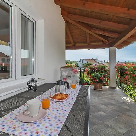 Eva In Porec * Istrien Casa de hóspedes Vrvari