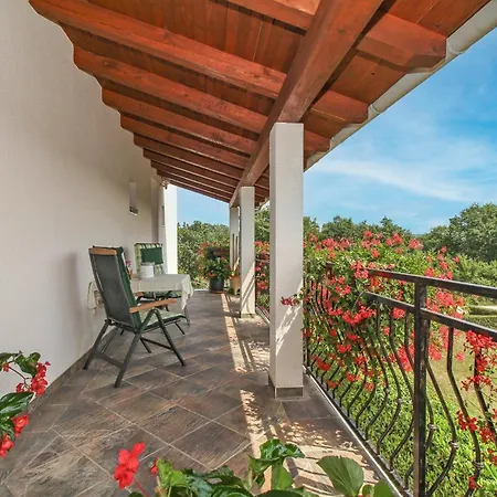 Eva In Porec * Istrien 2*